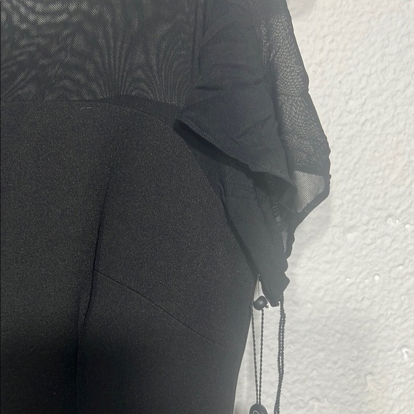 Adrianna Papell - Elegant Black Dress with Embellished Detail size 2 NWT - Picture 8 of 8